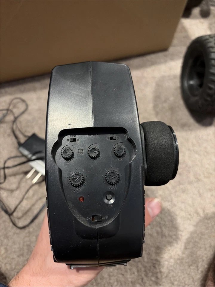 ARRMA granite voltage 2wd Truck Only UNTESTED! As Is—project/parts/repair.Descr. - Image 4 of 4