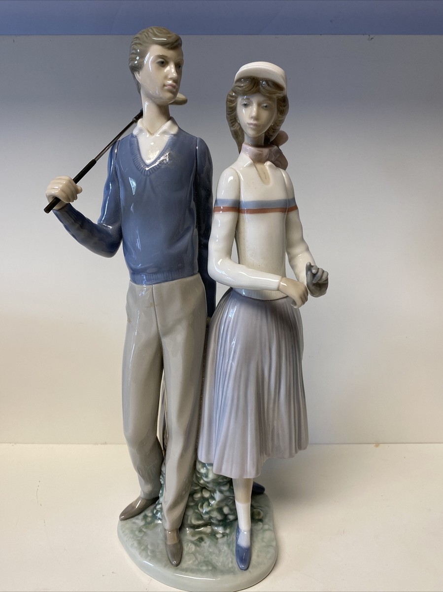 リヤドロ LLADRO ゴルフのカップル 1453 Lladro “ Golfing Couple “ 1453 Issue 1983 | eBay