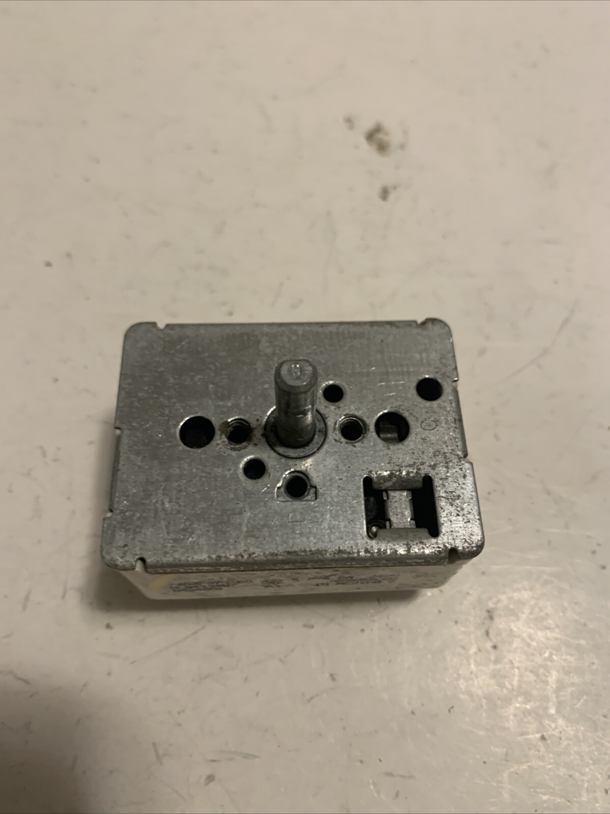 Whirlpool Oven Switch 5.2-6.6A 7403P373-60 NL811420 Part #286-image