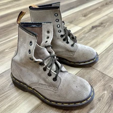 Vintage 90s Dr. Martens Doc Martens Made in England 1460 8 Hole Boots, UK 2