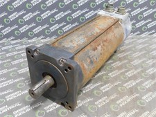 USED Allen Bradley 1326AB-B3E-11 AC Servo Motor 3.8 kW 3000RPM Chipped Connector