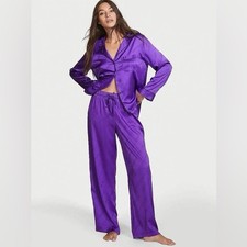 Victoria's Secret Purple Pajama Medium Logo Travel Sleepwear Button Satin Set