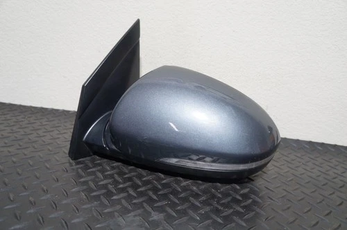 2016-2018 Hyundai Tucson OEM Driver Side Left Power Side Mirror Blue Blind Spot