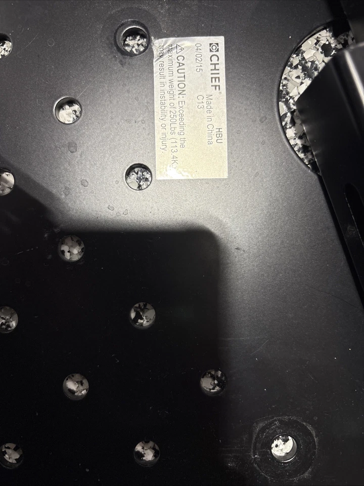 Chief HBU Heavy Duty Universal Interface projector mount Up To 250lbs - Image 3 of 3