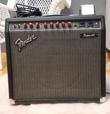 Fender Super 60 Red Knob Series Vollröhre