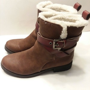 american eagle fur boots