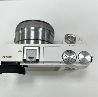 Sony Alpha α6000 24.3MP Digital SLR Camera with E PZ 16-50mm Power