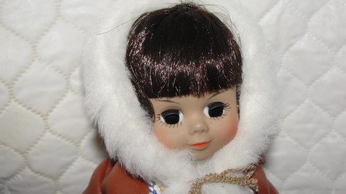 Vintage Madame Alexander "ALASKA" Doll 1990' - Bild 4 von 4