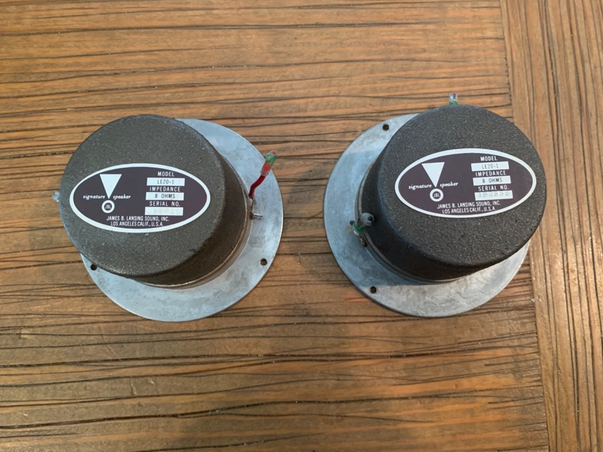 TRIPLE　JBL LE20-1 LE 14Aスピーカー JBL LE20-1 LE 14Aスピーカー JBL LE20の仕様