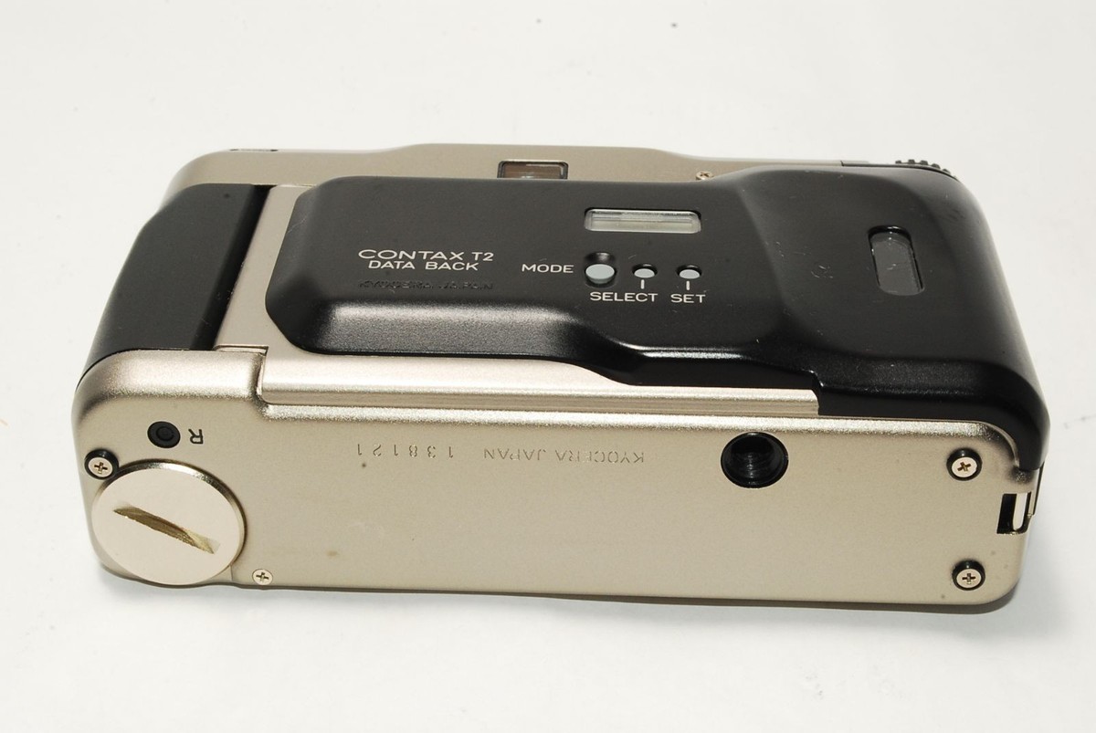 CONTAX T2 Carl Zeiss Sonnar 2.8/38 T Compact Film Camera Silver