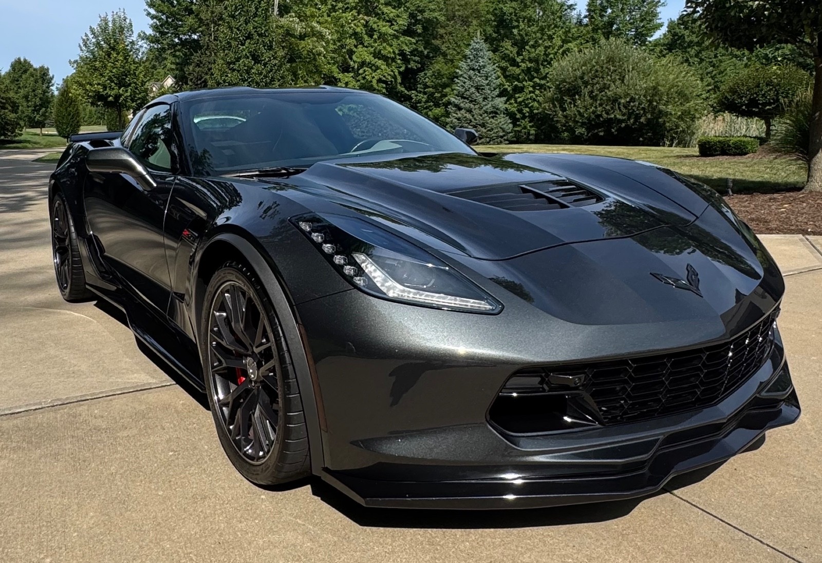 2018 Gray Chevrolet Corvette   | C7 Corvette Photo 5