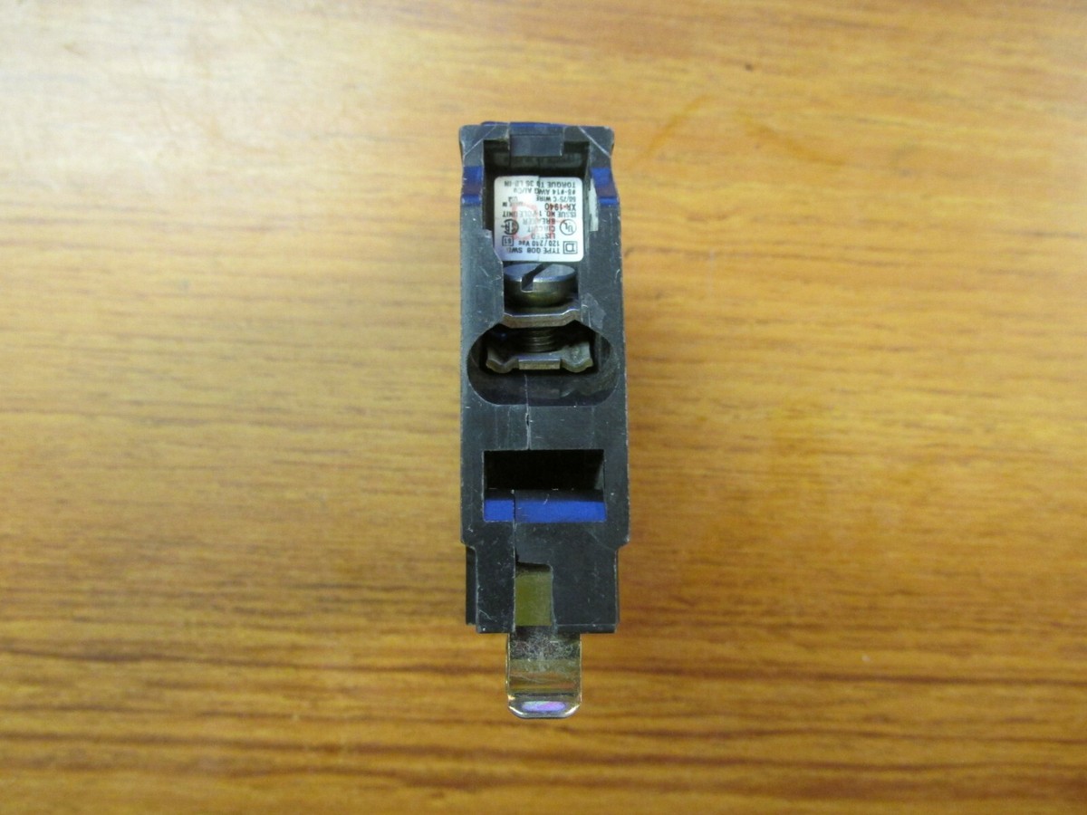 Interruttore Square D QOB120VH - 1 Polo, 20A, 120/240V - Usato In Buone Condizioni