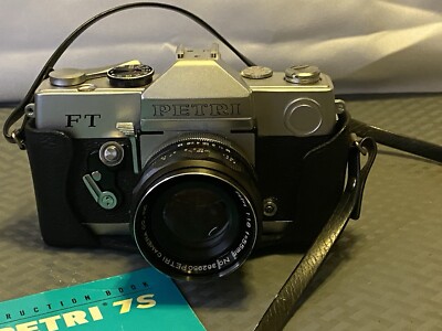 VINTAGE PETRI FT 35MM, NICE LEATHER CASE AND INSTRUCTIONS