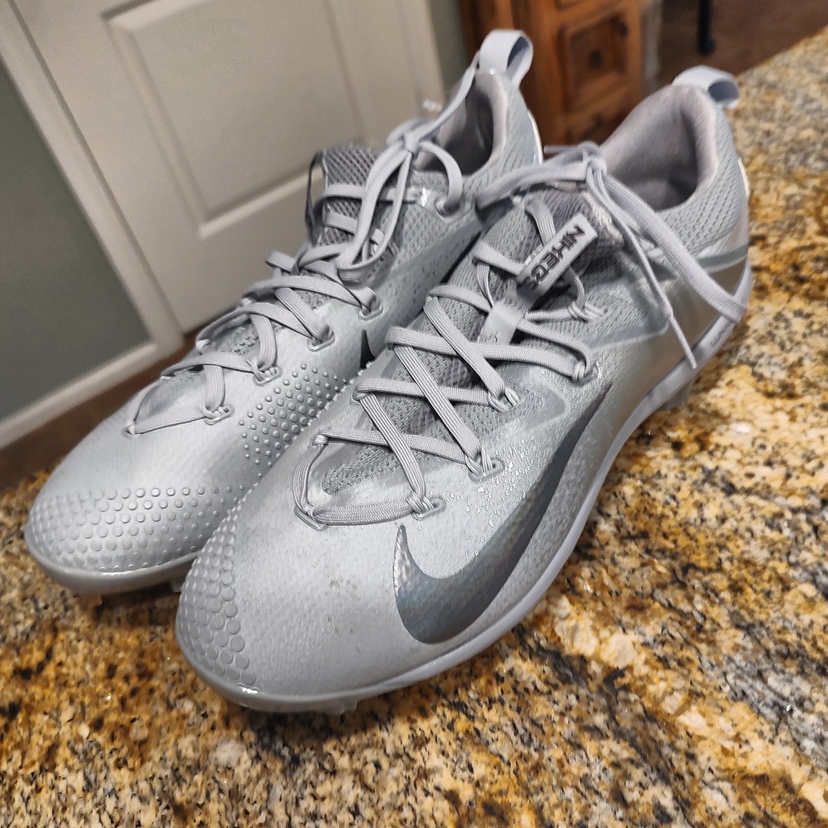 Nike Hypervenom Phantom II Soccer Cleats Size 11.5 ID 852686-001