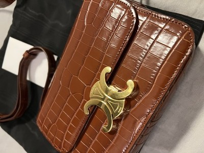 celine triumph crocodile tasche 