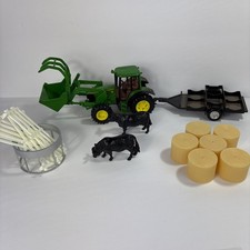 ERTL John Deere 15 Pc Tractor Trailer Loader Cow Plastic Farm Set
