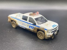 2015 Chevy Silverado 4x4 NYPD Custom 1/64 Diecast Mud Truck Custom Greenlight