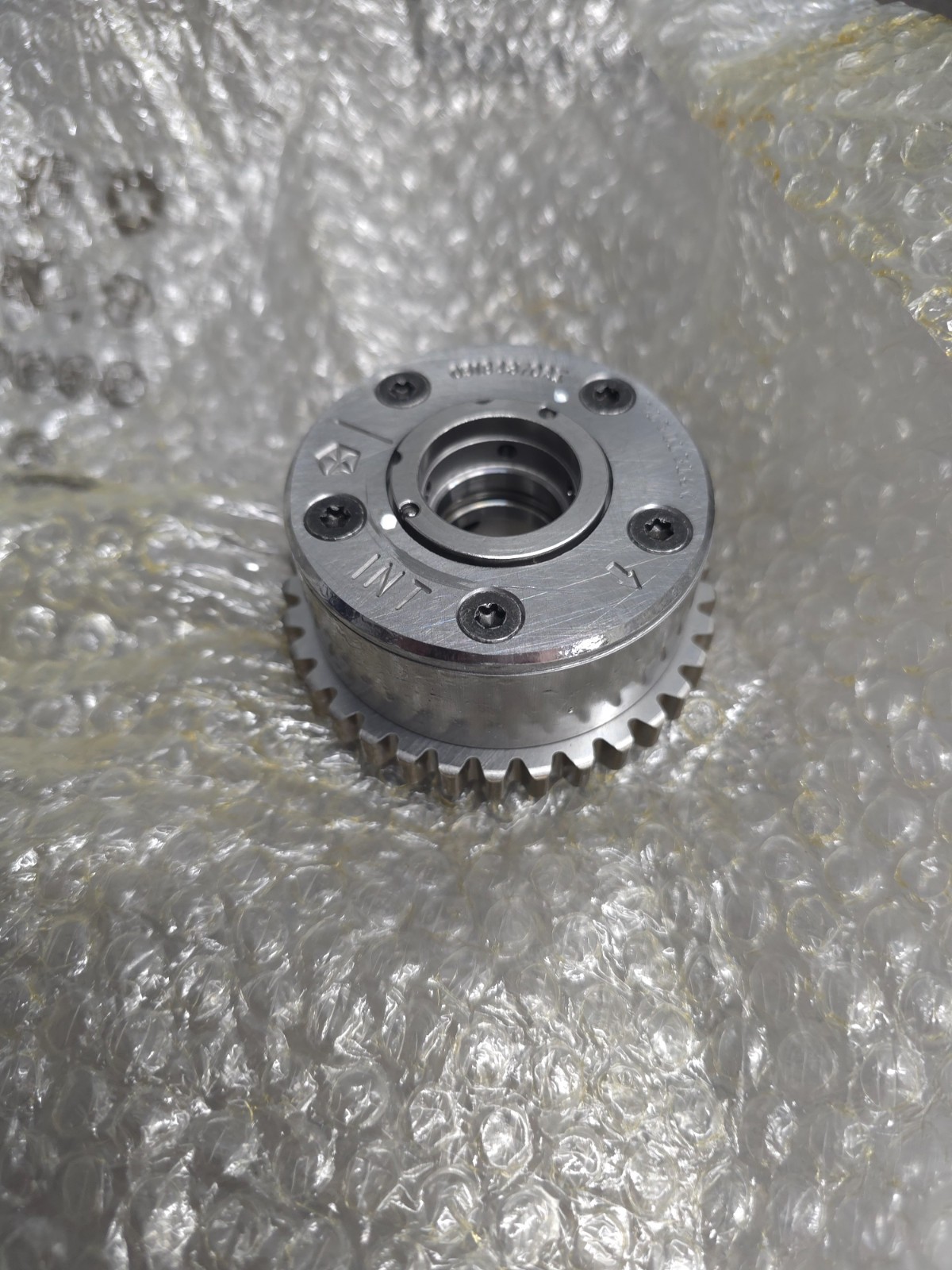 Maserati Ghibli S Q4 2014 Left Vvt actuator P/N 864598