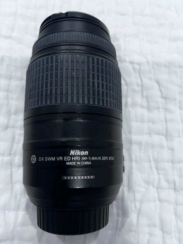 Nikon AF-S DX NIKKOR 55-300mm f/4.5-5.6G ED VR Zoom Lens Excellent Condition - image 3 of 4