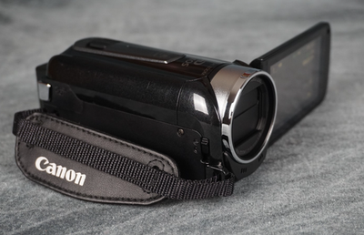 Canon VIXIA HF R400 HD 53x Advanced Zoom Camcorder - Black