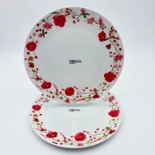 MIKASA Set of 2 Fragrant Garden Poppy Floral Bone China Dinner Playes NEW