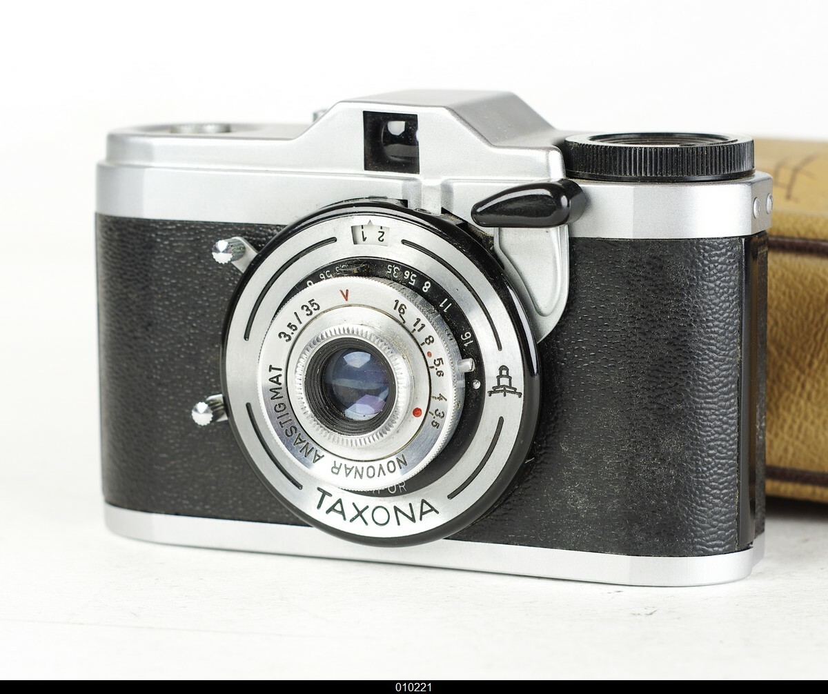 ZEISS IKON Taxona 24x24 With Novar 35mm f/3,5 | eBay