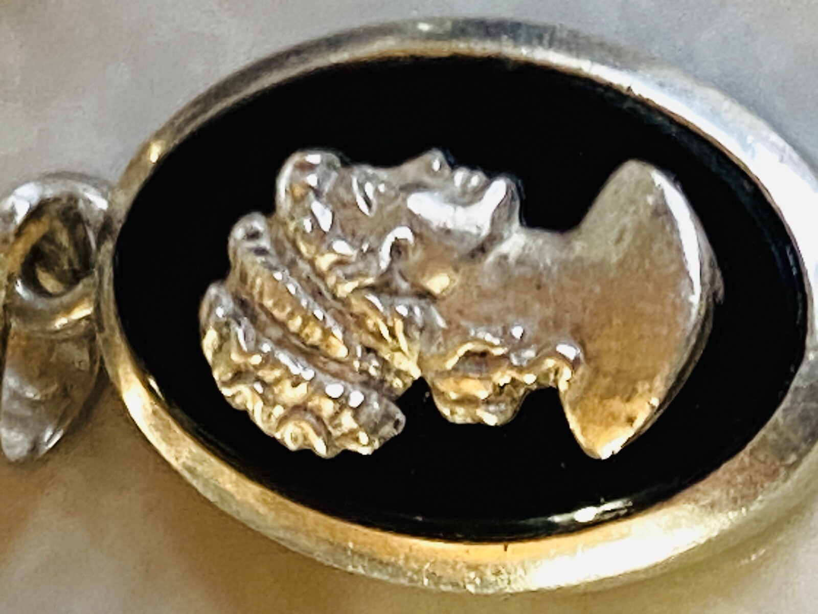 Picture 12 of 24