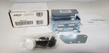 WARNER ELECTRIC 5200-101-011 CLUTCH/BRAKE CONDUIT BOX, NIB