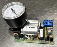 AUTOMATION COMPONENTS ACI PTS4.1G FLOAT PT PRESSURE OUTPUT W GAUGE Used Surplus