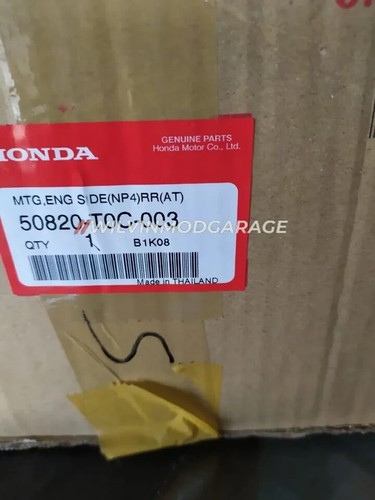 Genuine Right Side Engine Mount A/T 2012-2016 Honda CR-V 2.4L 50820-T0C-003 OEM - Picture 2 of 5