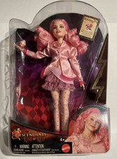 Disney Descendants: The Rise of Red BRIDGET Young Queen of Hearts Fashion Doll