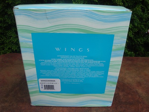Giorgio Beverly Hills Wings set 2 pezzi 3,0 oz donna EDT spray e lozione set regalo - Foto 6 di 8