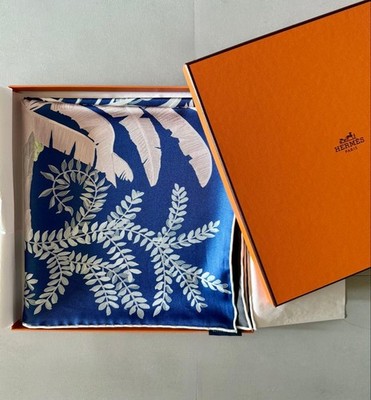 HERMES 2023SS Double Face Carr 90 Garden of Painters