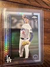 2025 Topps Chrome - ROKI SASAKI - SP RC Rookie Card Refractor🔥