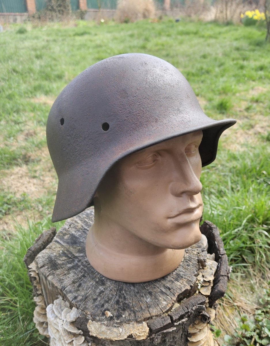 【希少】軍隊ヘルメット Original German Helmet M35/62 Wehrmacht Relic of Battlefield WW2