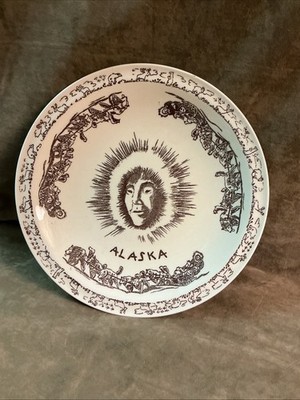 Rare Alaska cripple children s Association Vernon kilns souvenir state plate