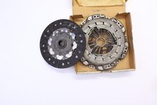 Original MERCEDES-BENZ C-Klasse W204 C180/C200 (07-10) Kupplungssatz A0212508301 Original MERCEDES-BENZ C-Klasse W204 C180/C200 (07-10) Kupplungssatz A0212508301