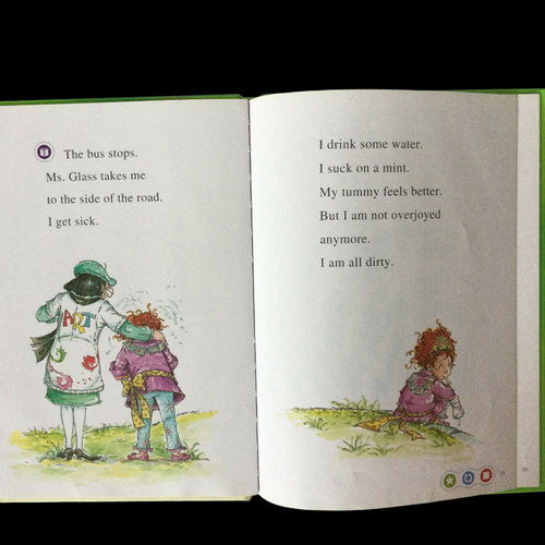 Leap Frog Tag Book Fancy Nancy at the Museum Didactic Reading - Picture 4 of 4