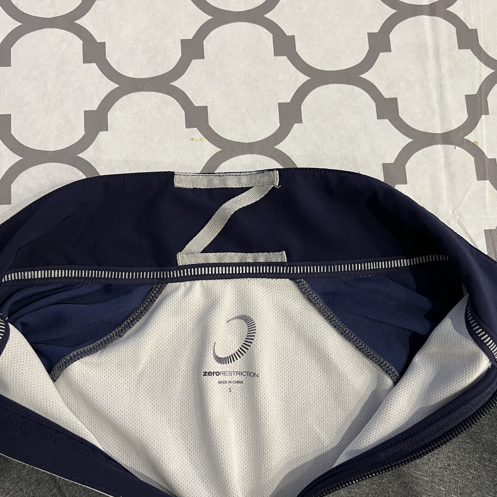 Zero Restriction Performance 1/4 Zip Pullover Str… - image 9