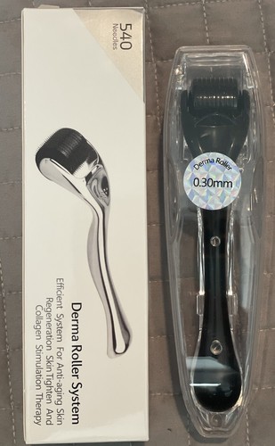 Derma Roller for Face Hair Beard 540 Titanium Microneedles (Black) 0.30mm Youth