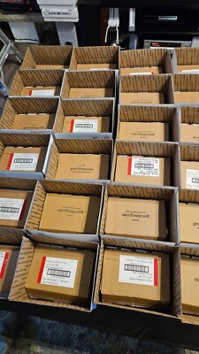Flesh and Blood - Bulk commons and rares - Silver Age Starter pack - 3200 cards