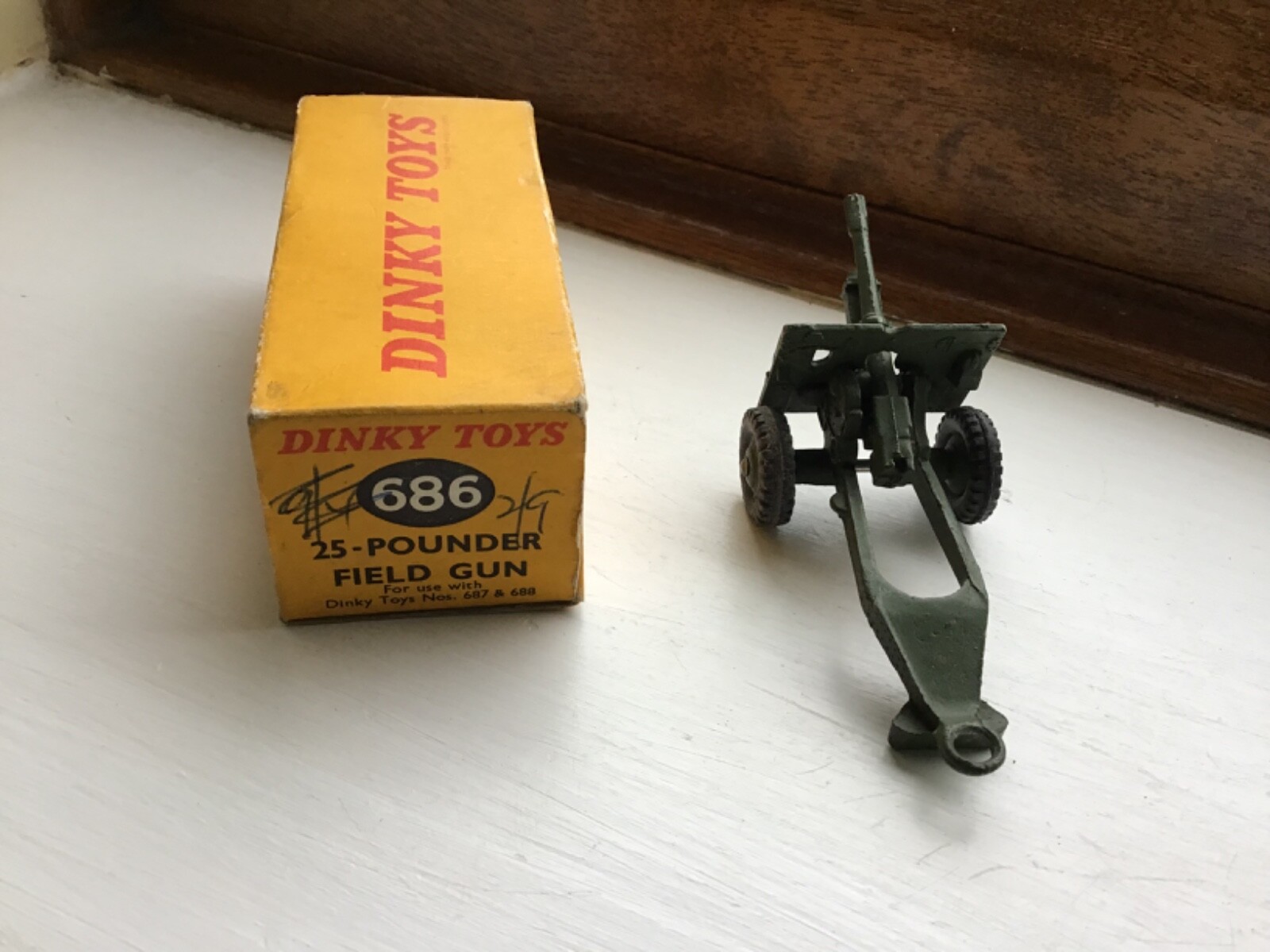 ALL TABS MILITARY ARMY DINKY TOYS 686 643 FIELD GUN WATER ANTIQUE