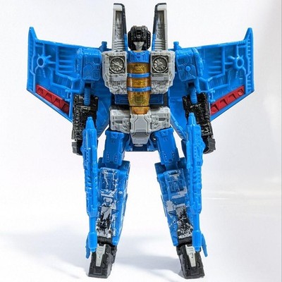 Transformers Thundercracker SG35 Siege Collectible Figure with Minor Shelf Wear