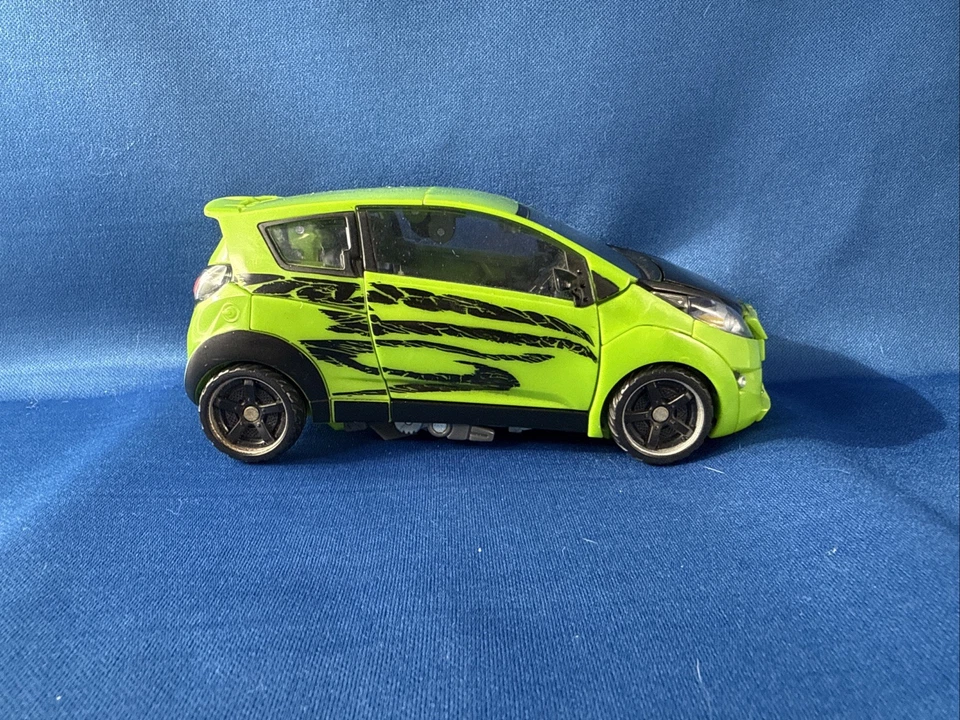 Transformers Revenge of Fallen Human Alliance Skids Car BODY ONLY Hasbro ROTF - Image 3 of 4