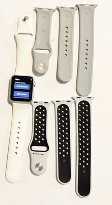 Apple Watch Series 1 38mm Aluminum Case & Extra Bands Nike Tested