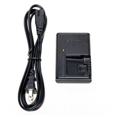   NEW Genuine Sony BC-CSD Battery Charger for NP-BD1 Battery D T R E US Seller  