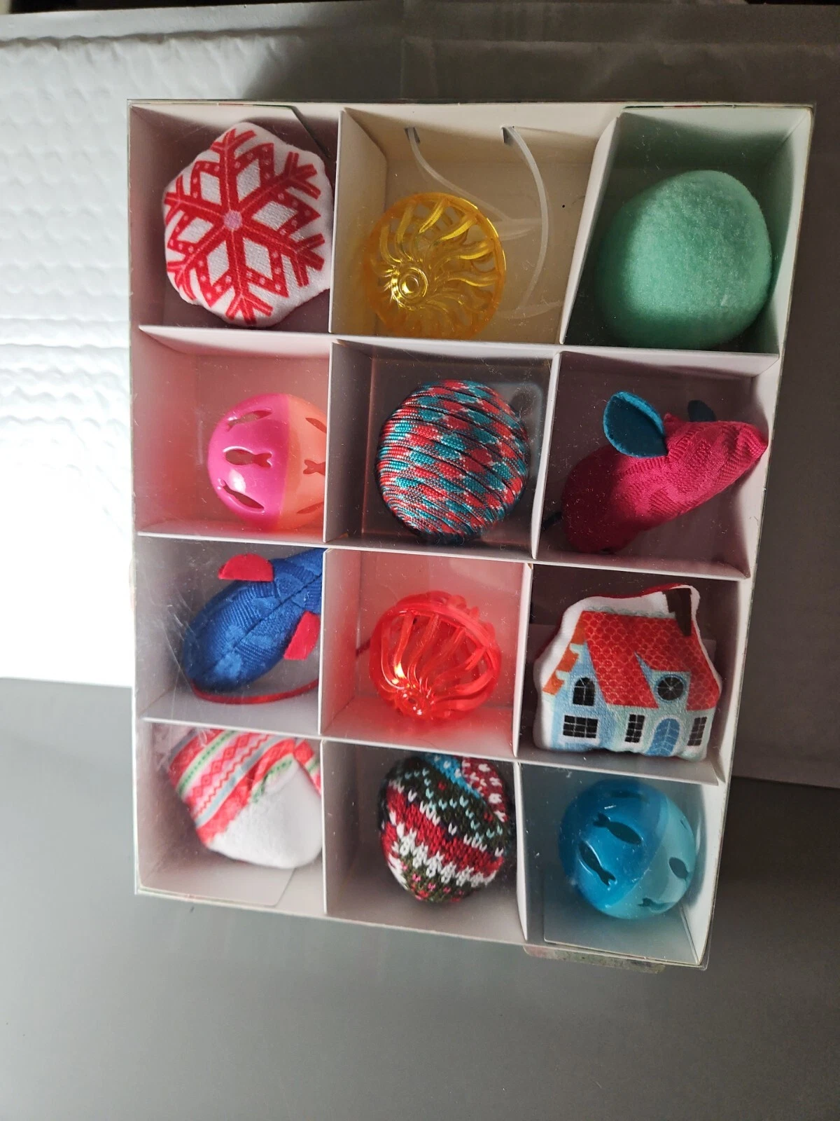 Wondershop Cat Toys Calendar Catnip Balls Bells Mice 12 Toys. New