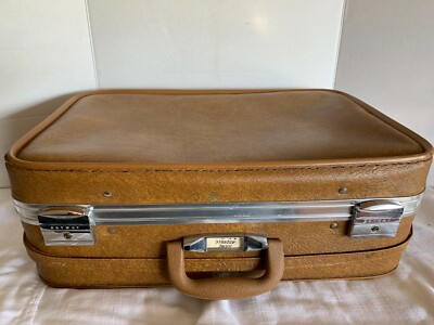 suitcase without wheels