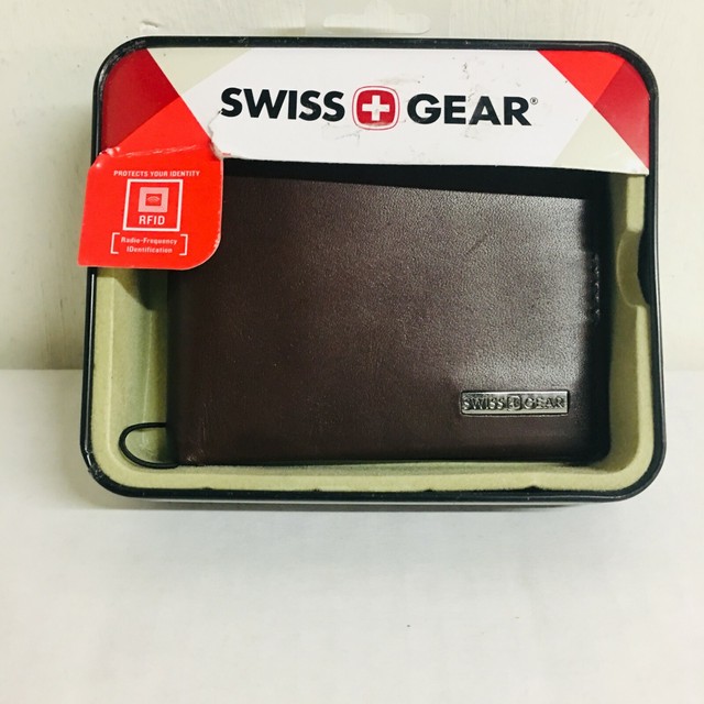 swiss gear wallet amazon