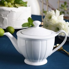 Teekanne  Porzellan weiß 1 ,1l  NEU ELEGANT ...